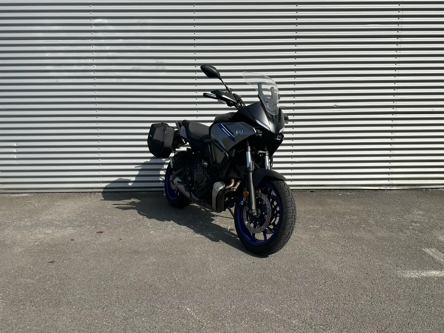 Yamaha Tracer 7 Gris - 2