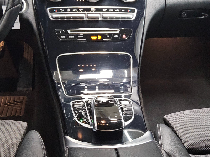 Mercedes-Benz C 250 T d Avantgarde Navi LED Shz RfK — photo 6