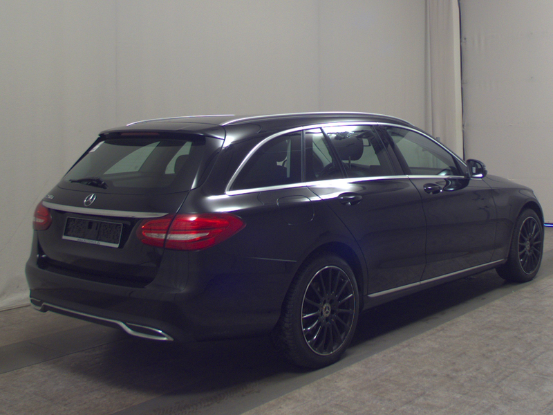 Mercedes-Benz C 250 T d Avantgarde Navi LED Shz RfK — photo 4