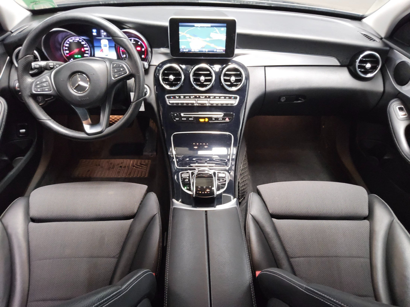 Mercedes-Benz C 250 T d Avantgarde Navi LED Shz RfK — photo 5