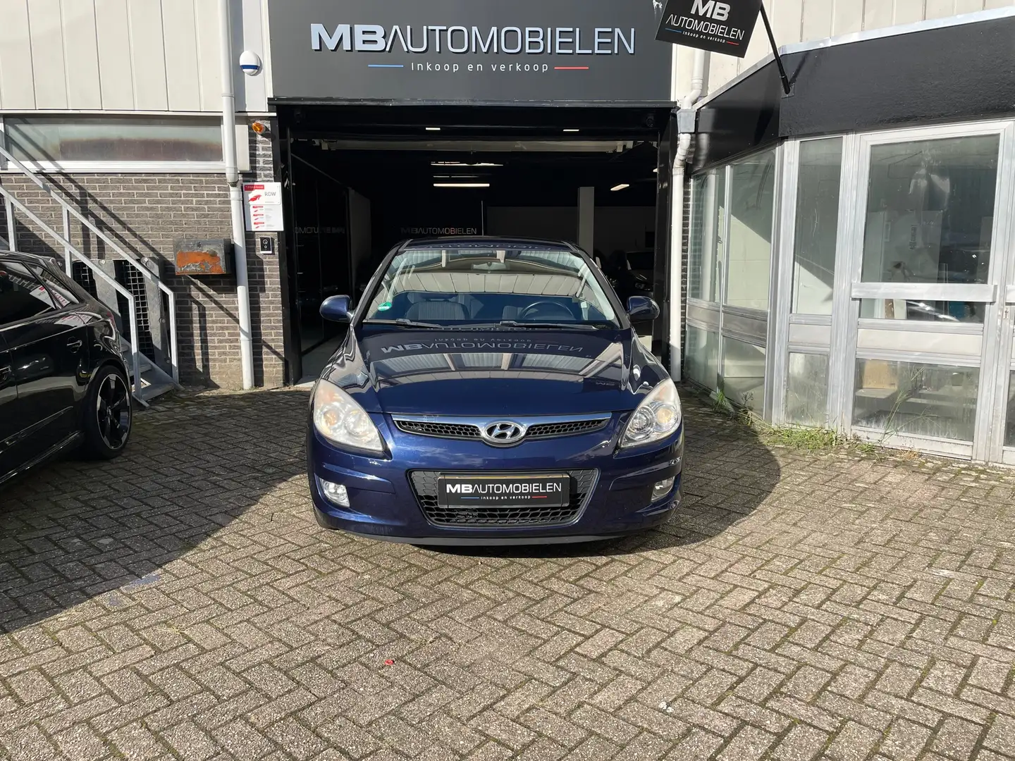 Hyundai i30 1.6i Dynamic/Trekhaak/APK/5Deurs/Airco/clima!! Синий - 2