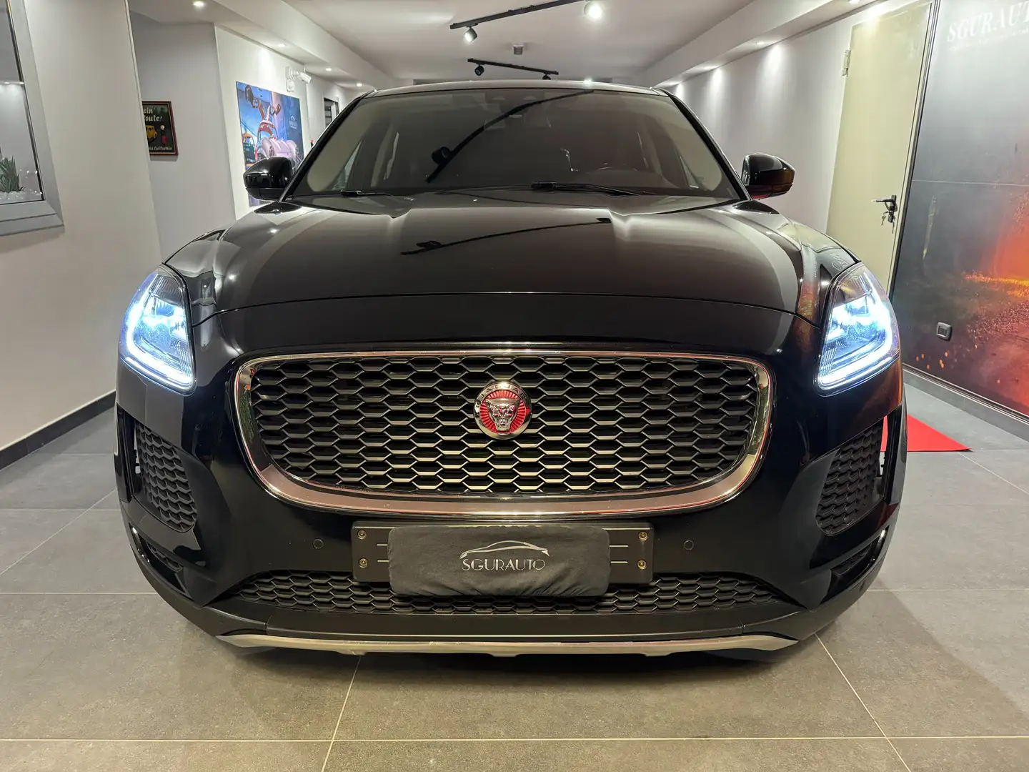 Jaguar E-Pace 2.0D I4 HSE AWD 180CV AUTO TETTO 2018 Noir - 2