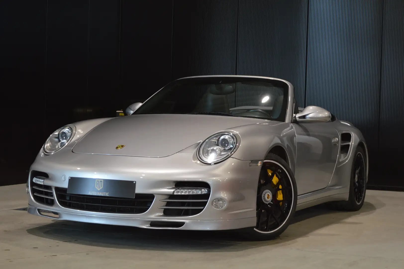 Porsche 911 997.2 Turbo S Cabriolet 3.8i 530 ch PDK 1 MAIN Argent - 1