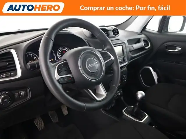 Jeep Renegade view 12
