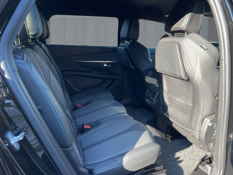 Peugeot 5008 PureTech 130 Allure Pack 7 Sitze Kamera — photo 9