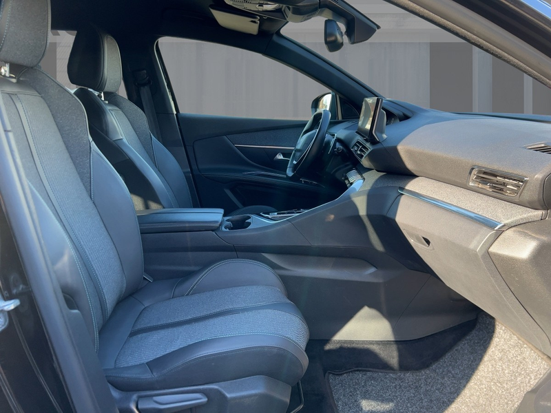 Peugeot 5008 PureTech 130 Allure Pack 7 Sitze Kamera — photo 8