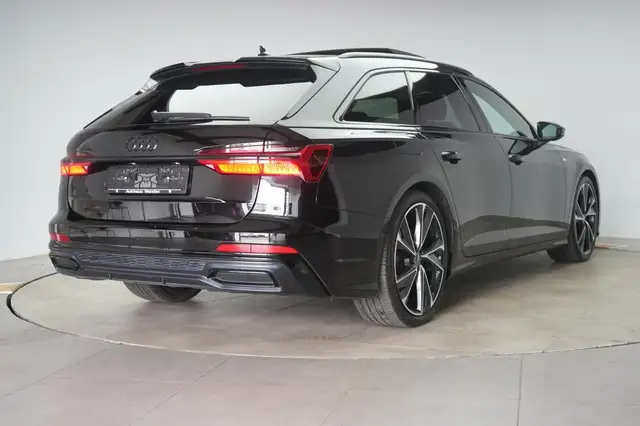 Audi A6 view 4