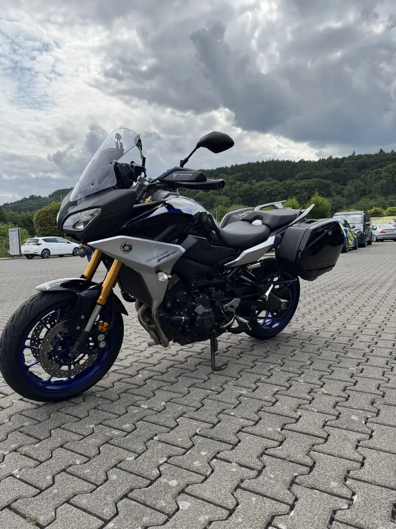 Yamaha Tracer 9 GT Schwarz - 1