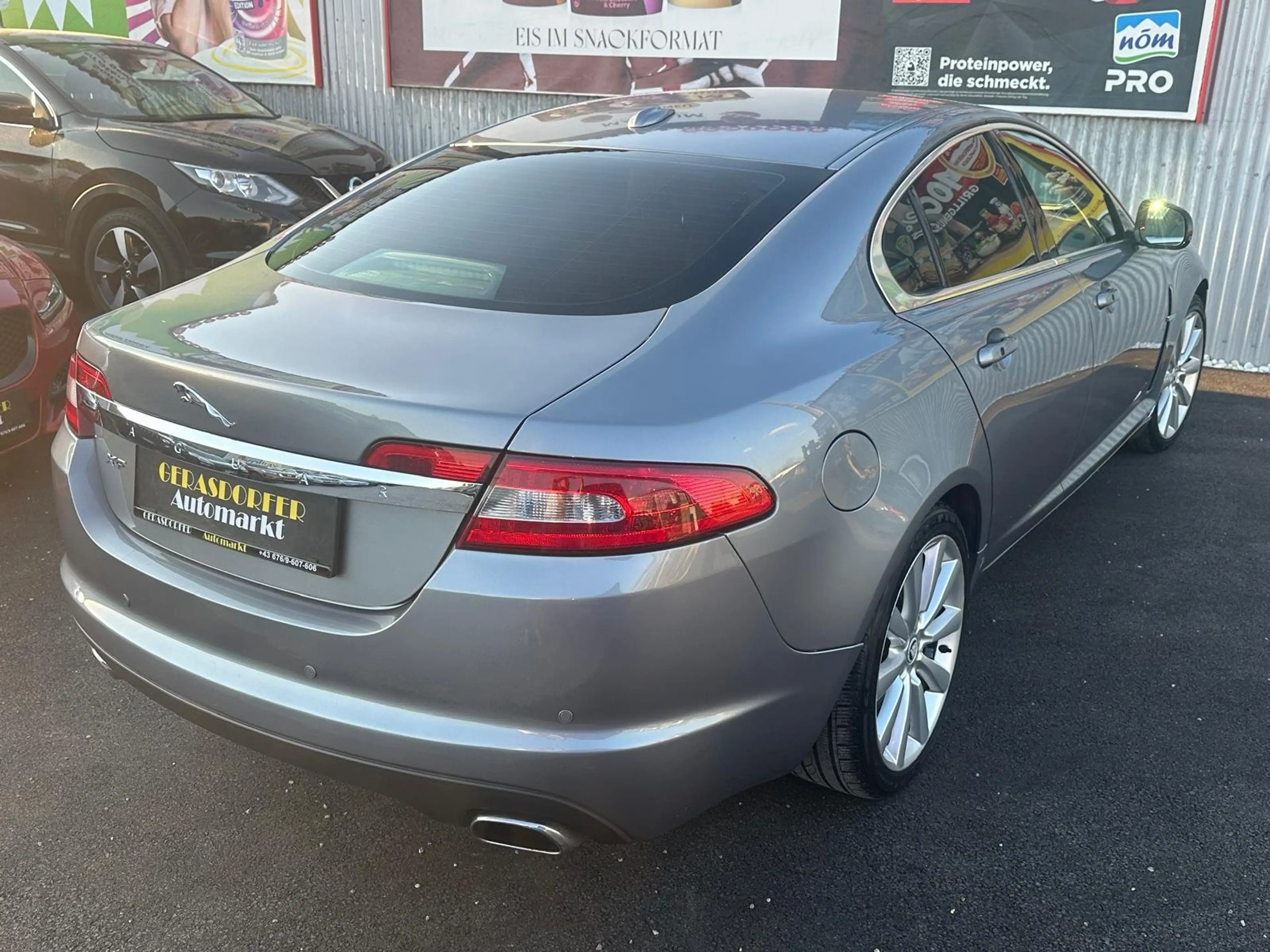 Jaguar XF 3.0 V6 Diesel Portfolio *2-Besitz*Finanzierung* — photo 6