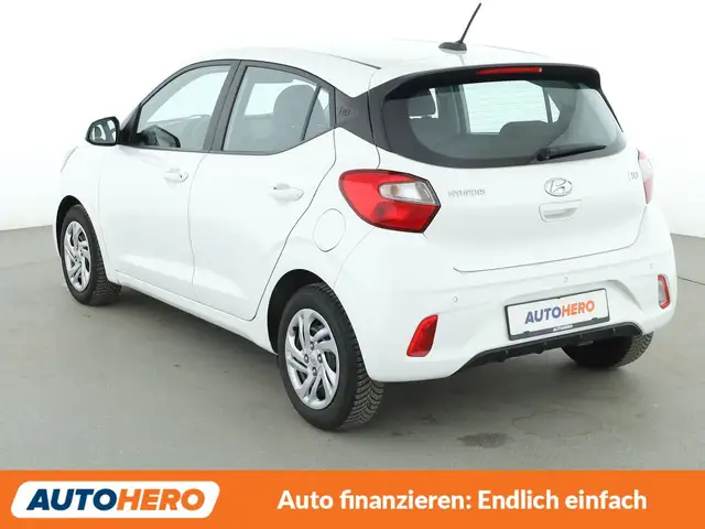 Hyundai i10 view 4
