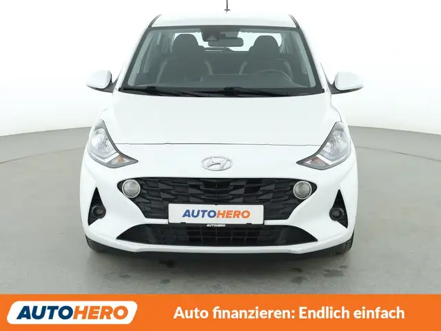Hyundai i10 view 9