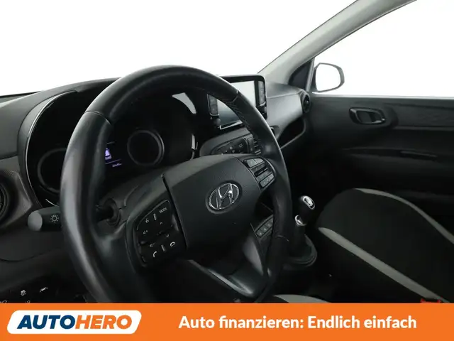 Hyundai i10 view 11