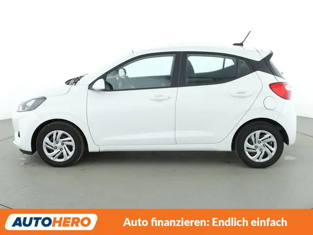Hyundai i10 view 3