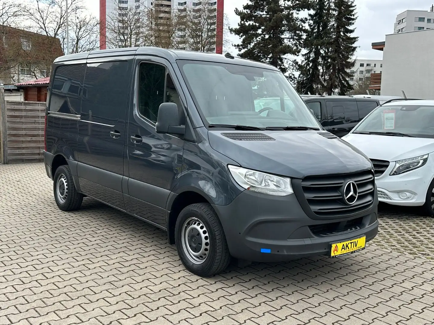 Mercedes-Benz Sprinter III Kasten 214 CDI FWD L1H1*Navi*AHK*9G Gris - 1