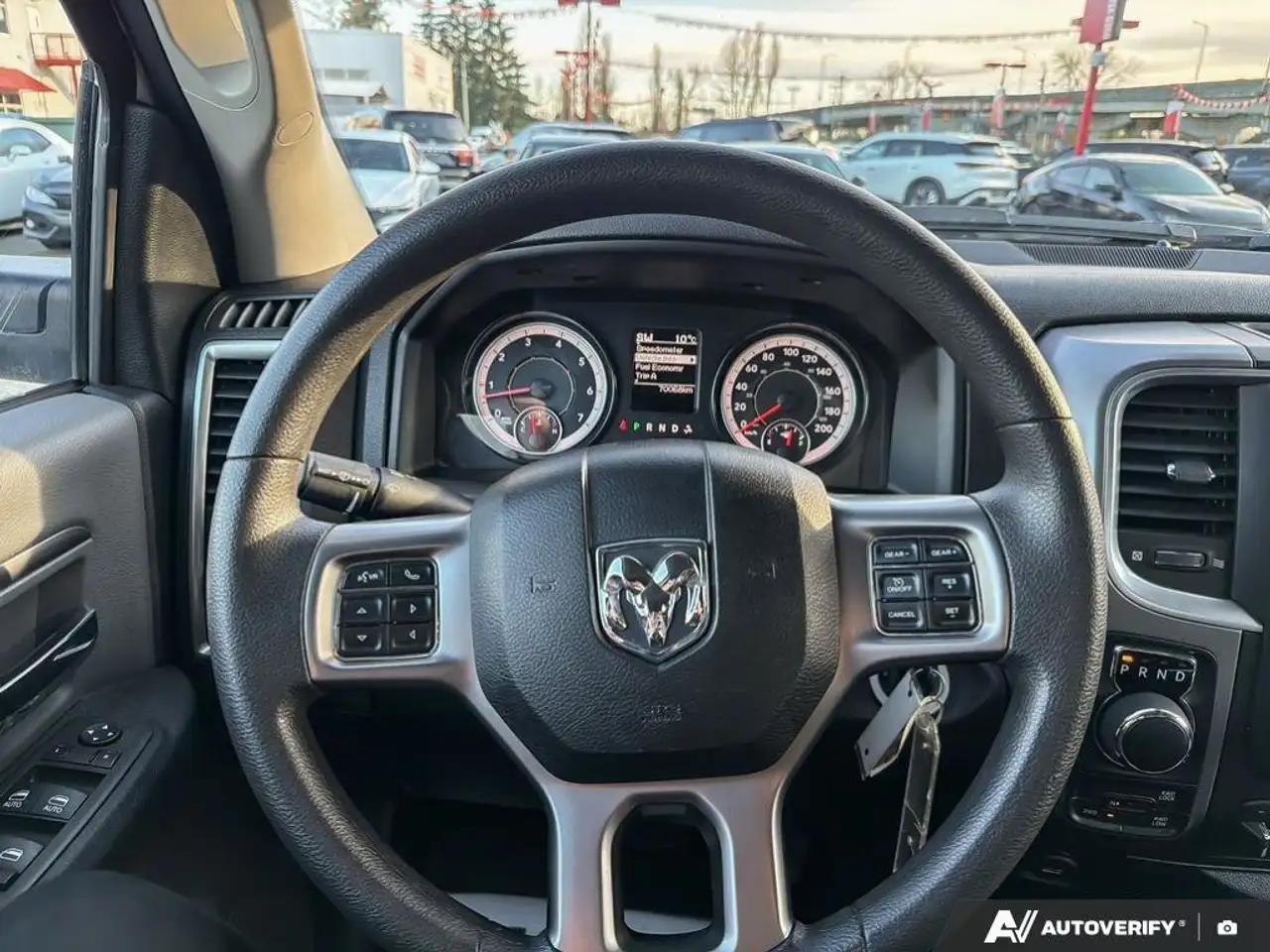 RAM 1500 снимка RAM 1500