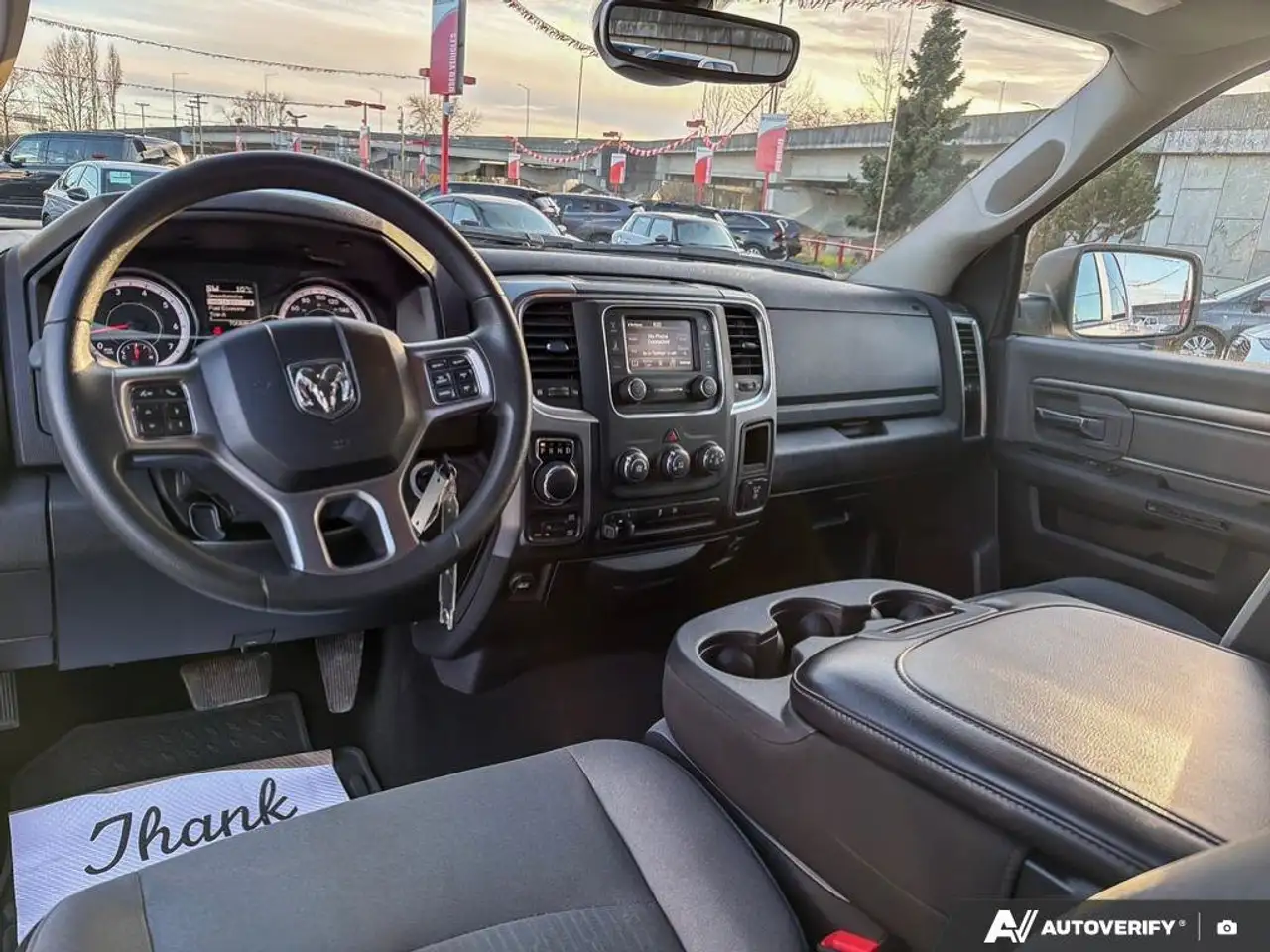 RAM 1500 снимка RAM 1500