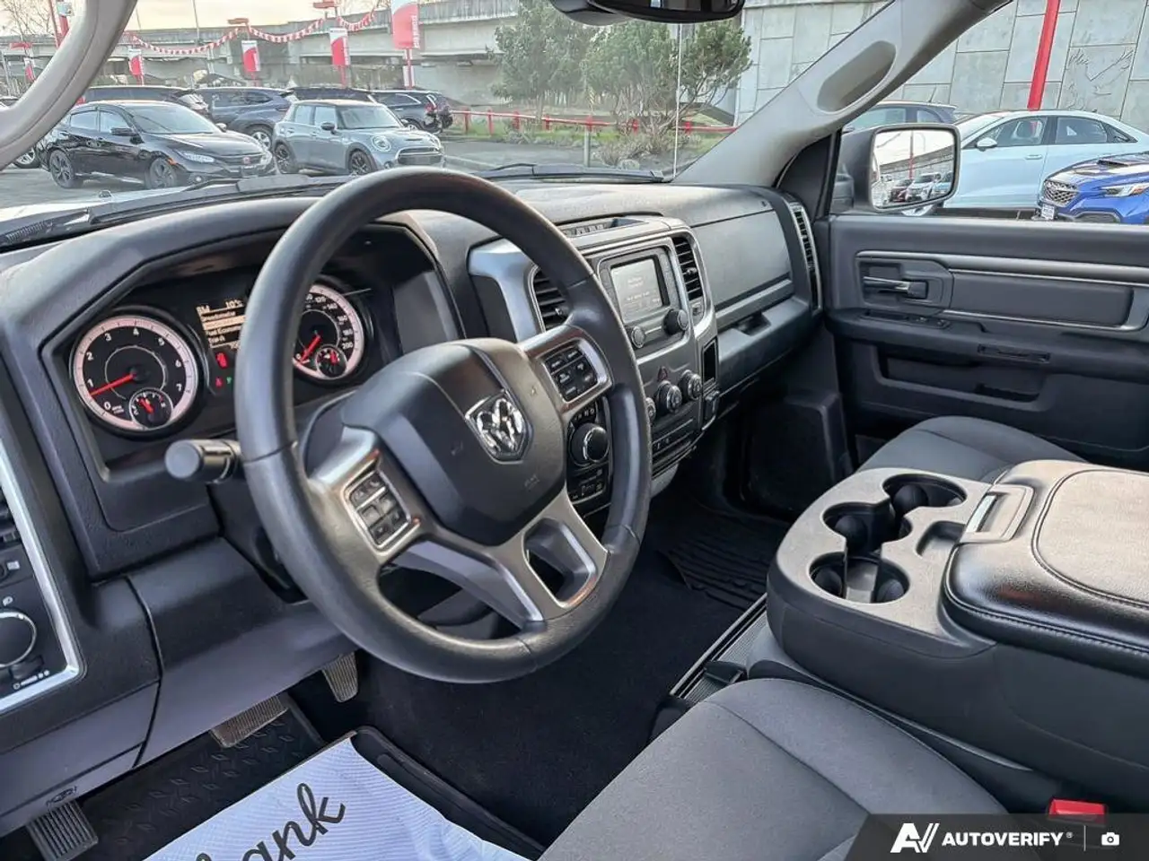 RAM 1500 снимка RAM 1500