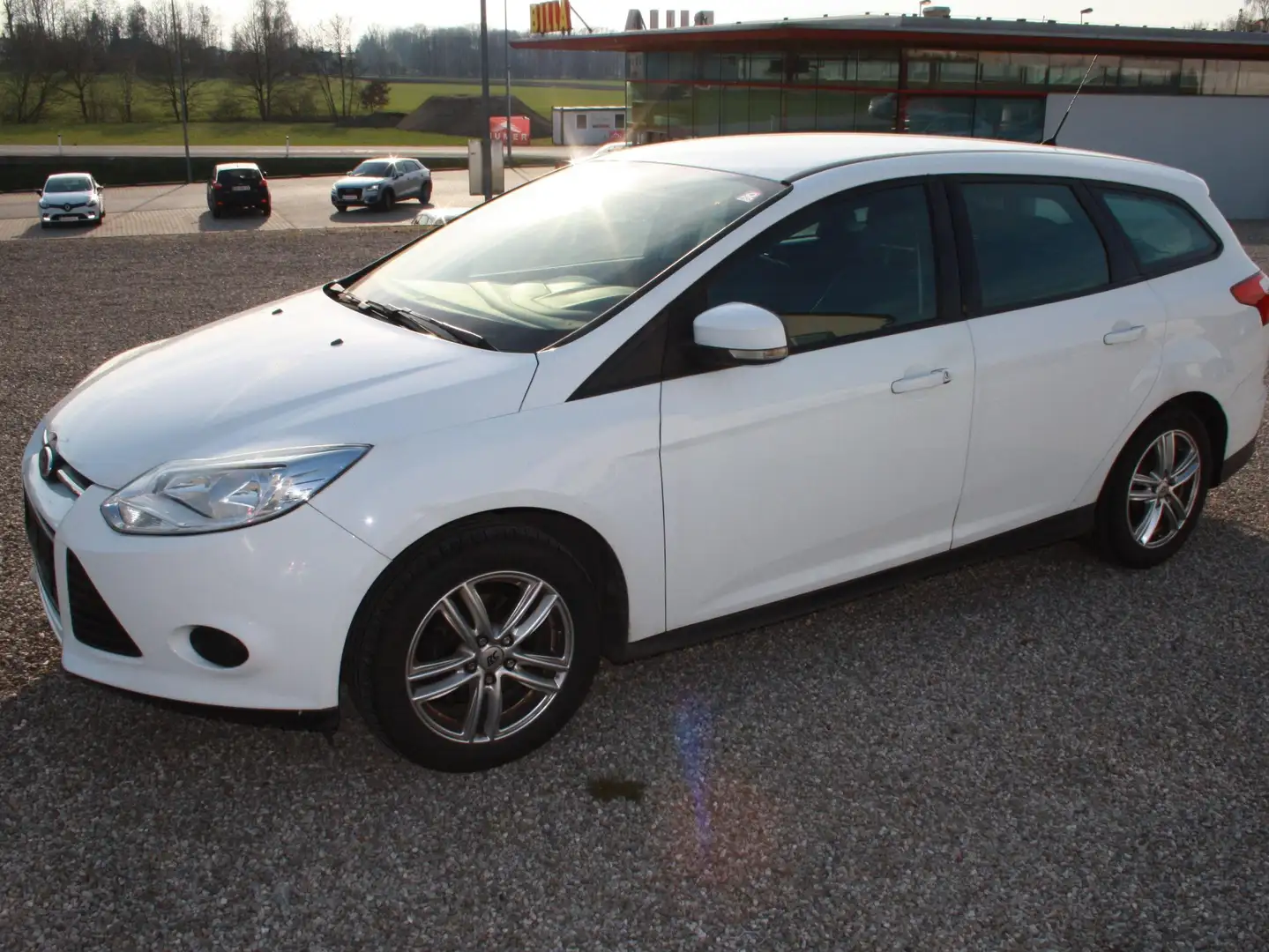 Ford Focus Traveller Trend 1,6D Weiß - 1