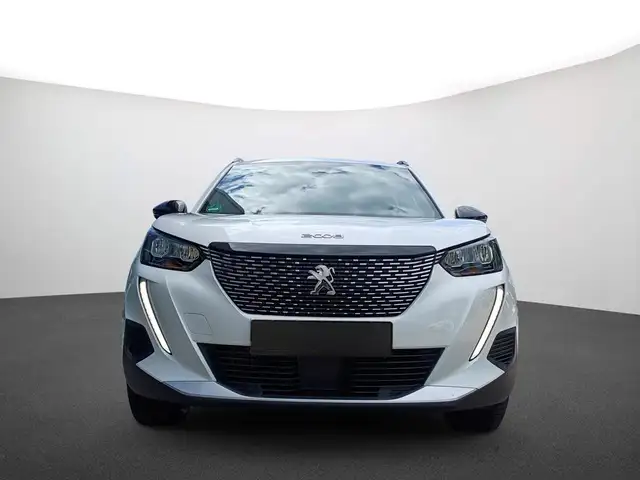 Peugeot 2008 view 2