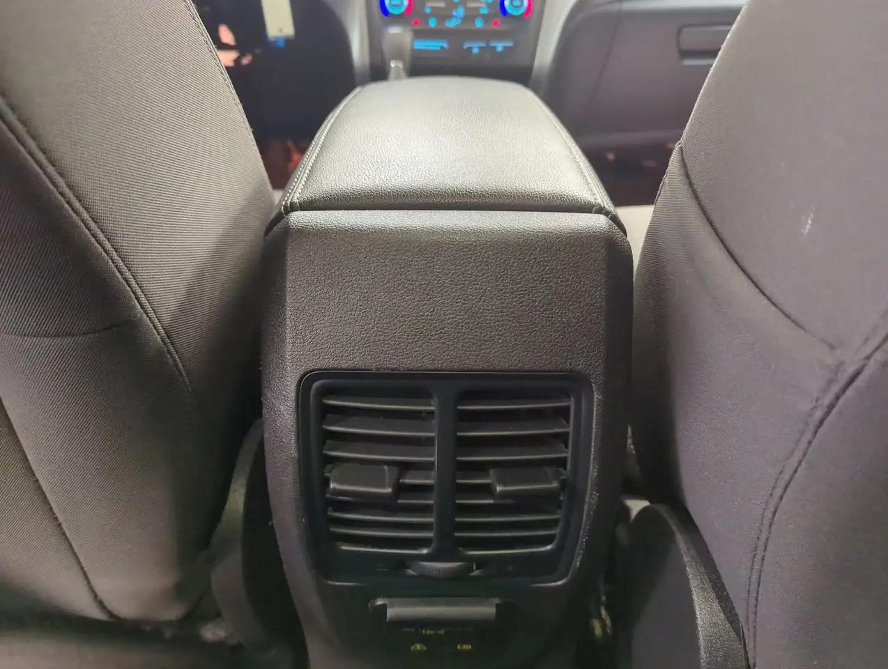 Ford Escape снимка Ford Escape