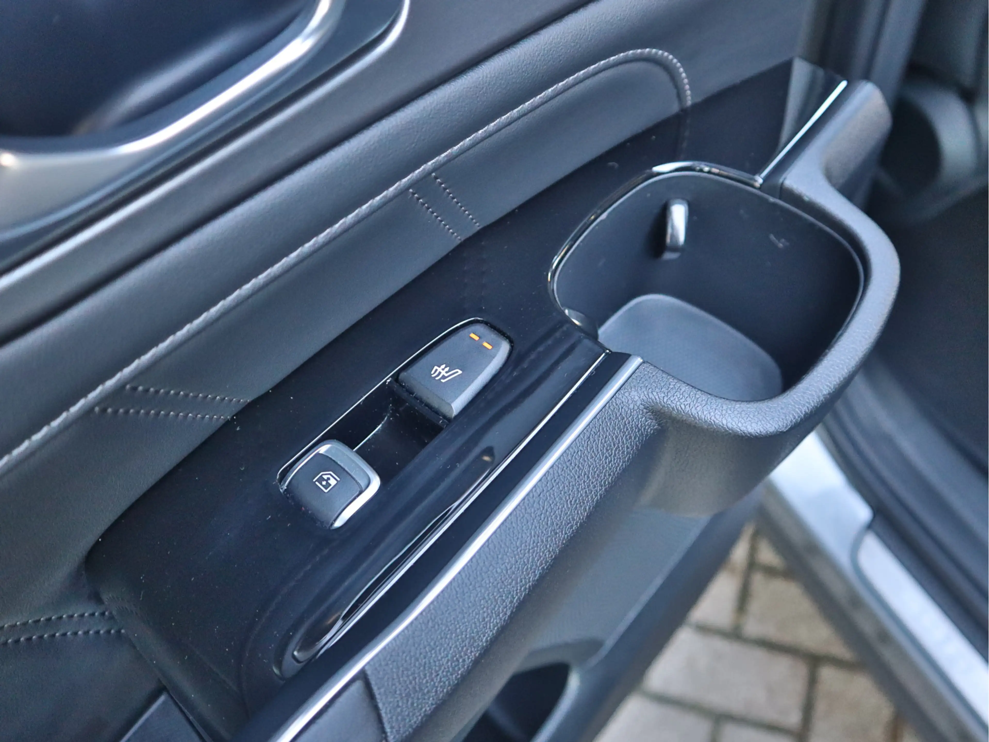 Kia Sorento 1.6 T-GDI Plug-in Hybrid 4WD Executiveline Edition — photo 30