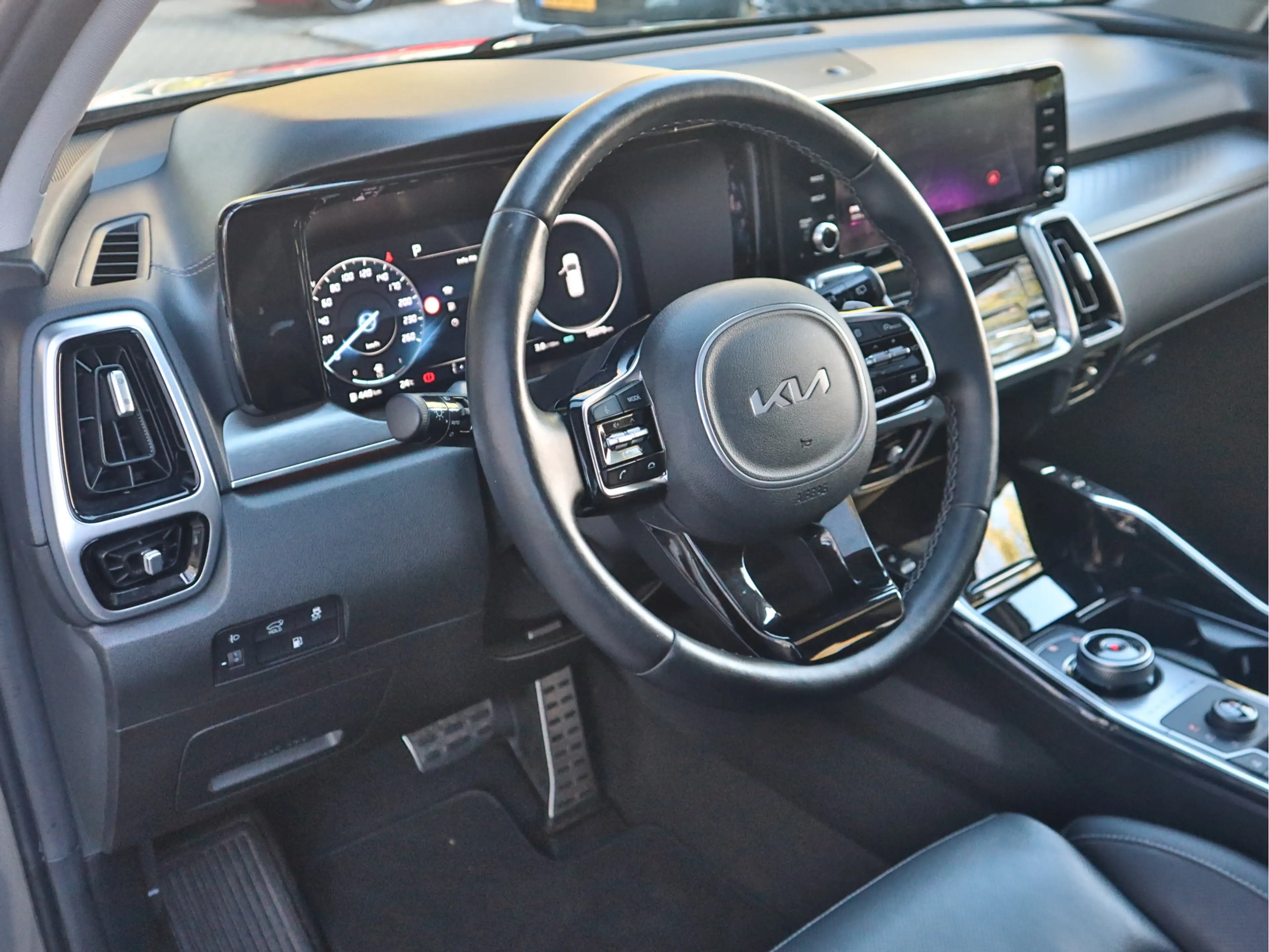 Kia Sorento 1.6 T-GDI Plug-in Hybrid 4WD Executiveline Edition — photo 14