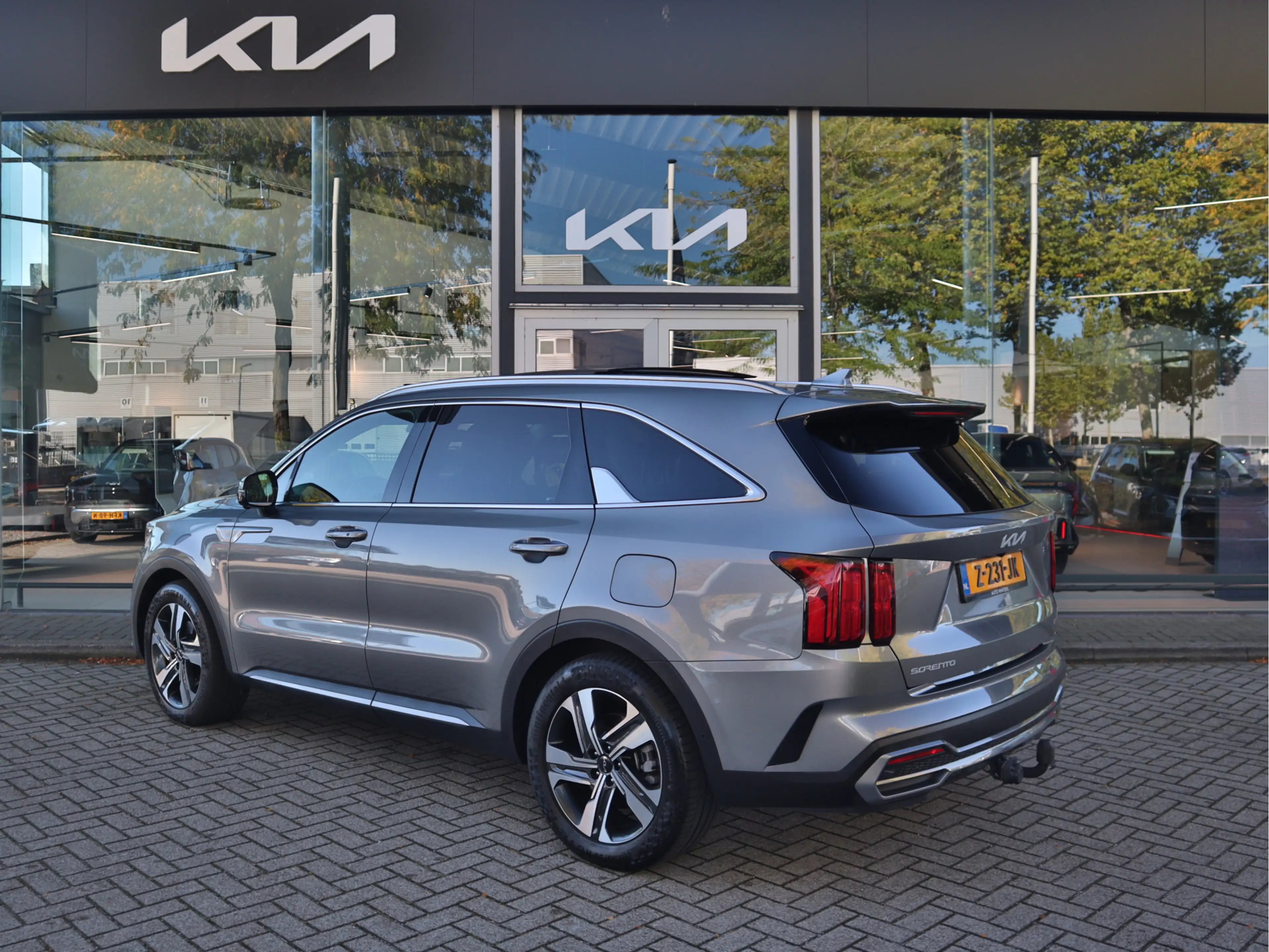 Kia Sorento 1.6 T-GDI Plug-in Hybrid 4WD Executiveline Edition — photo 3