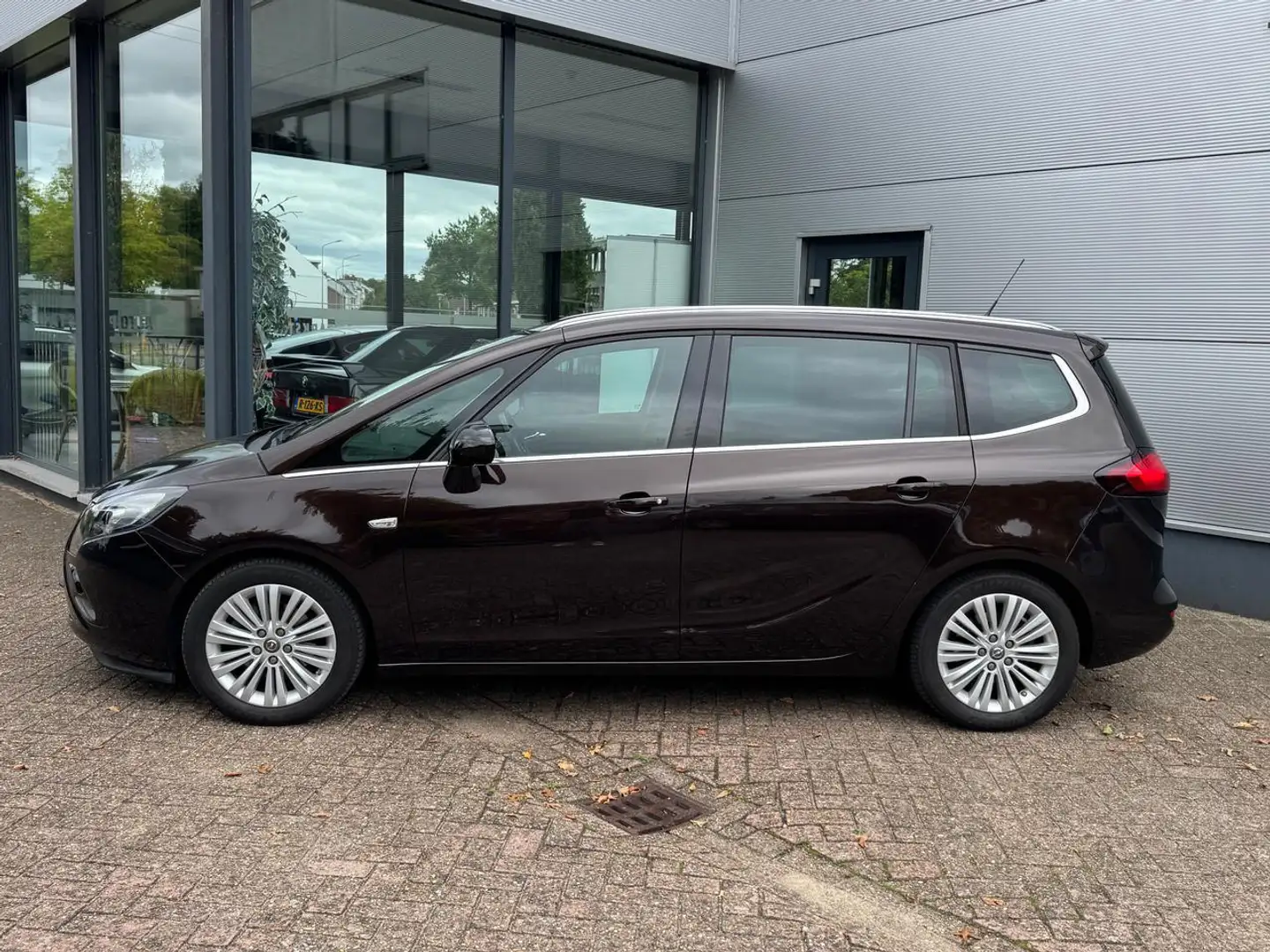 Opel Zafira Tourer 1.4T | 140PK | TREKHAAK | ZOMER EN WINTERSET Bruin - 2