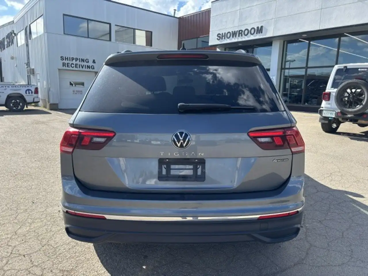 Volkswagen Tiguan снимка Volkswagen Tiguan