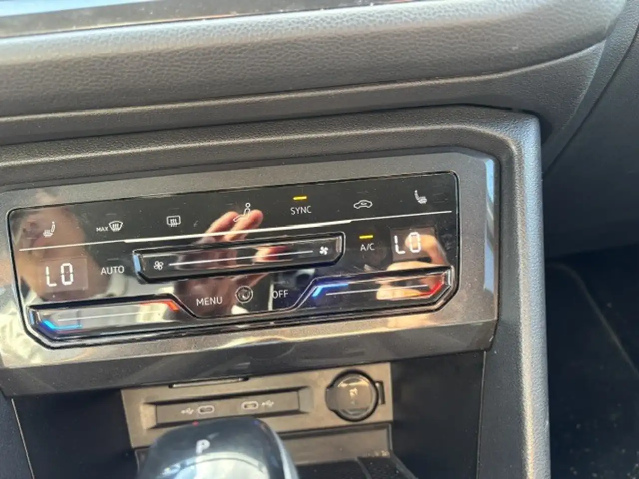 Volkswagen Tiguan снимка Volkswagen Tiguan