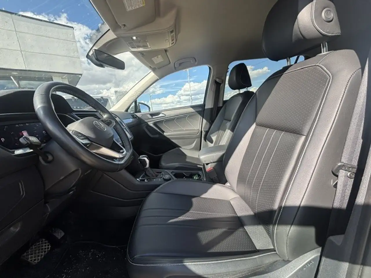Volkswagen Tiguan снимка Volkswagen Tiguan