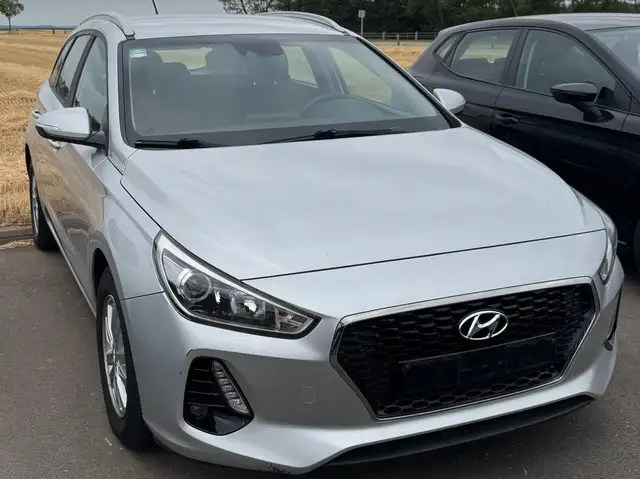 Hyundai i30 i30 Kombi 1.0 T-GDI Family