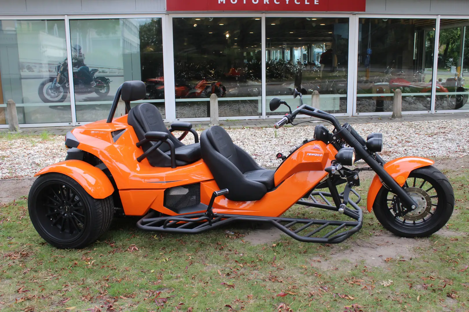 Rewaco RF1 RF-1 Pur Explorer Black-line first edition trike Oranje - 1