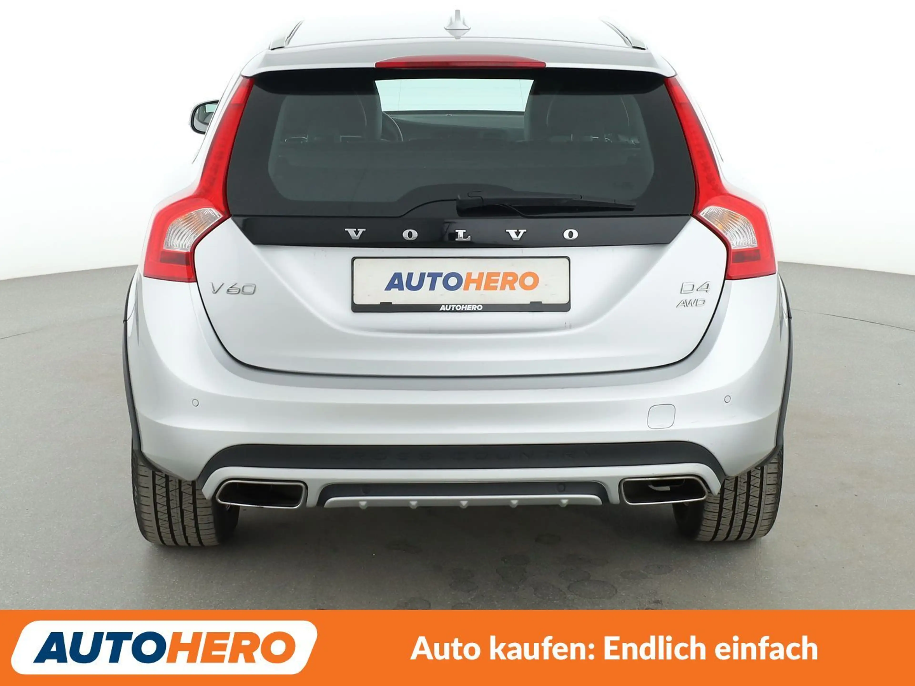 Volvo V60 Cross Country 2.4 D4 Plus AWD Aut.*NAVI*BI-XENON*ACC*PDC*SHZ* — photo 5