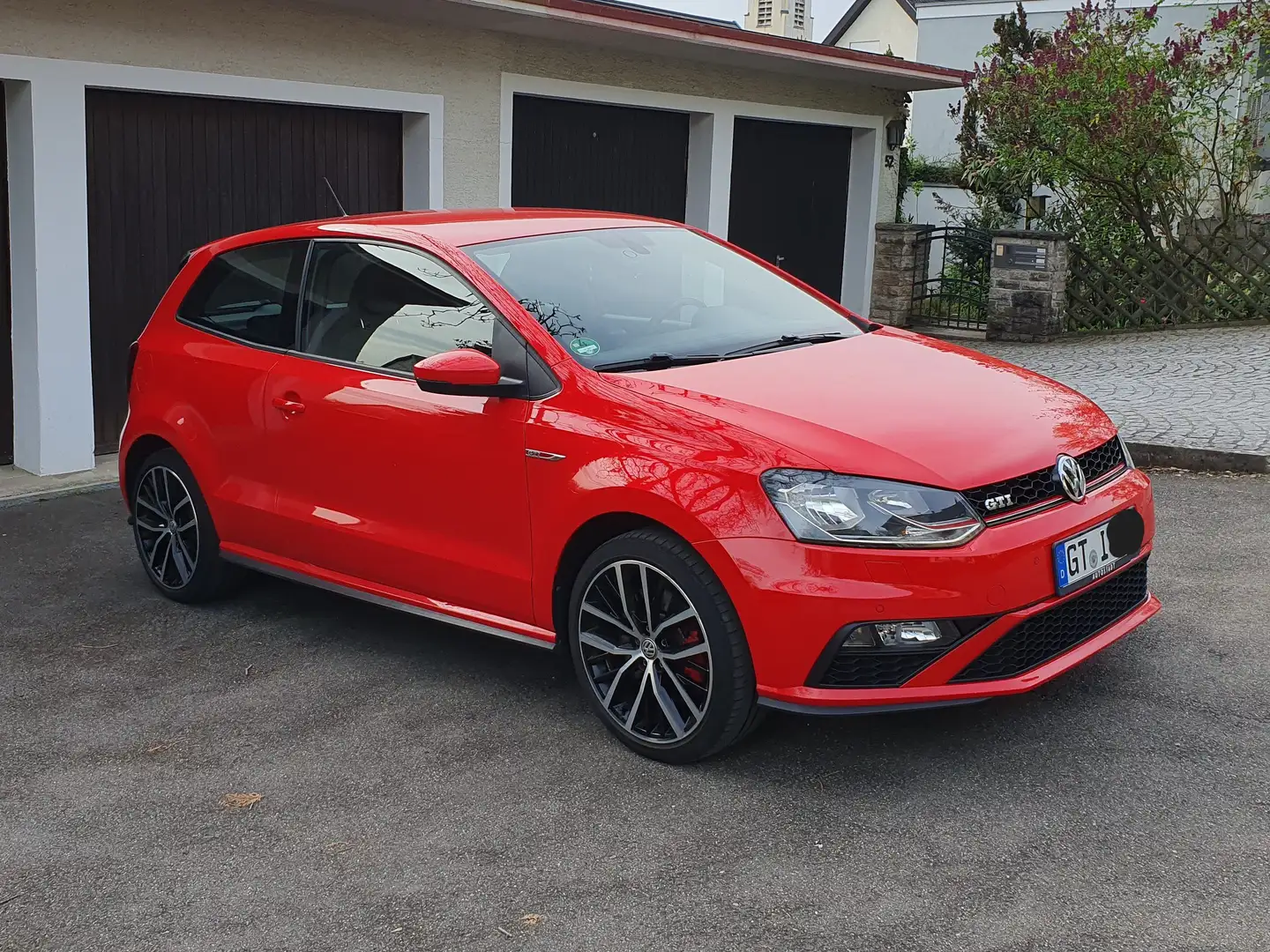 Volkswagen Polo GTI Polo 1.8 TSI (Blue Motion Technology) GTI Red - 2