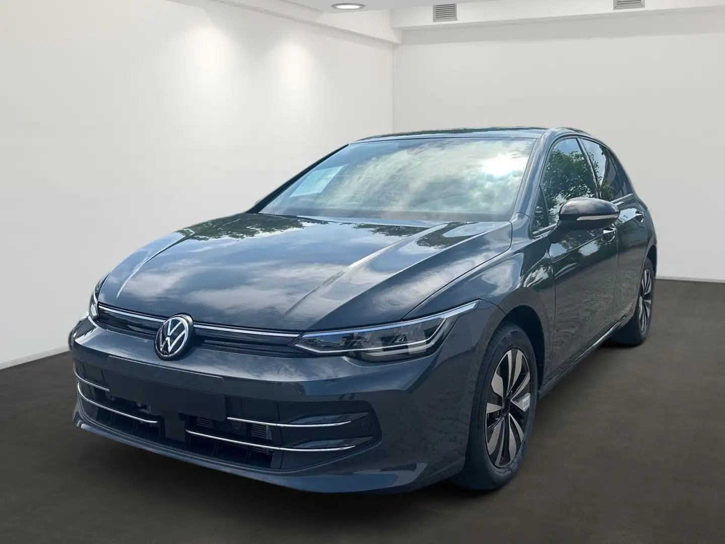 Volkswagen Golf VIII Life 1,5 eTSI Digital Cockpit LED Navi Grijs - 2