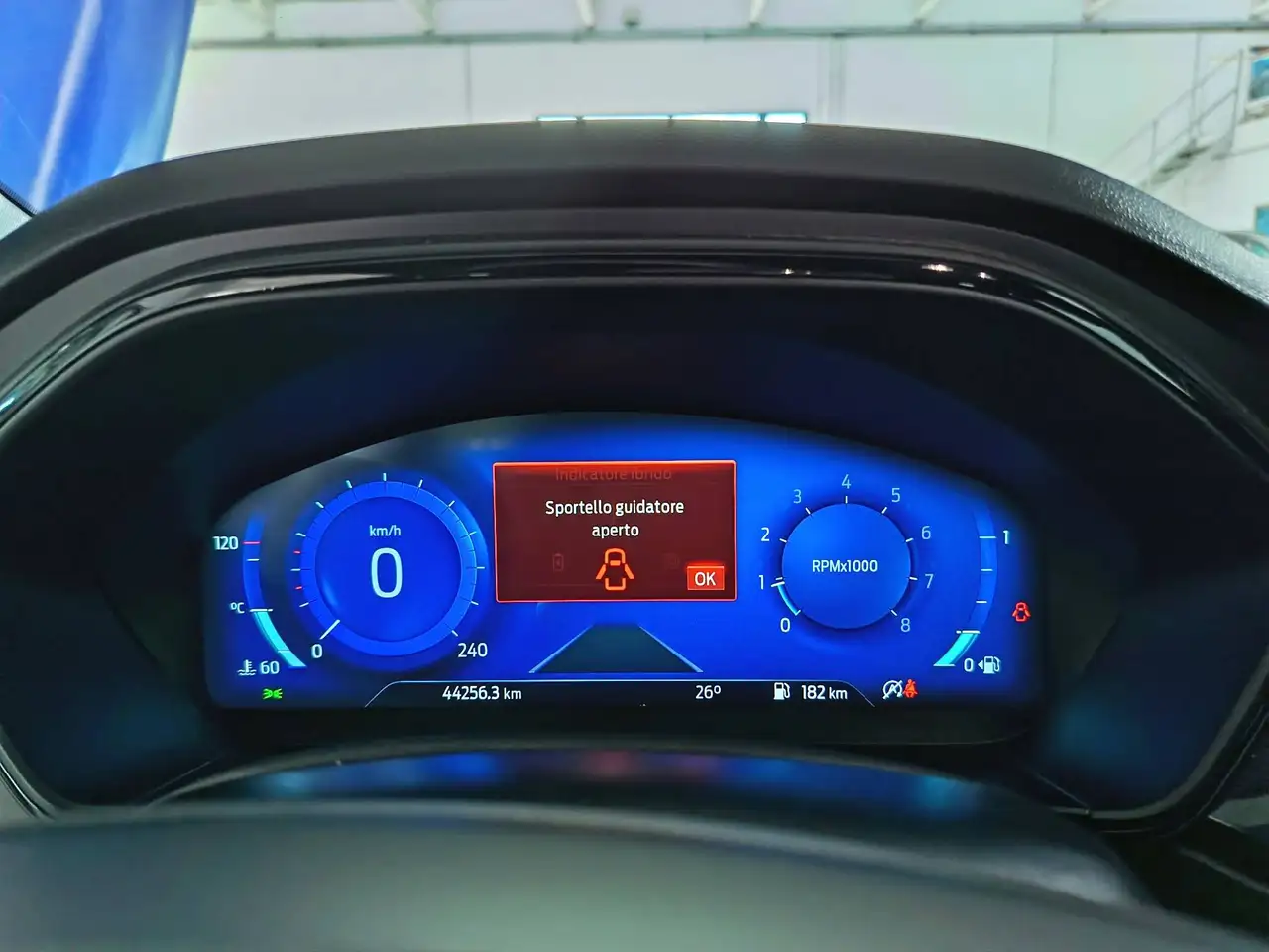 Ford Focus 1.0 Ecoboost Hybrid ST-Line X 125cv, миниатюра 10