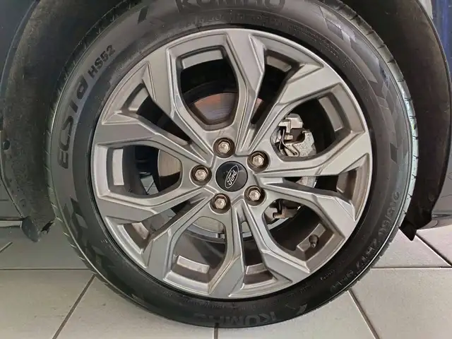 Ford Focus view 11
