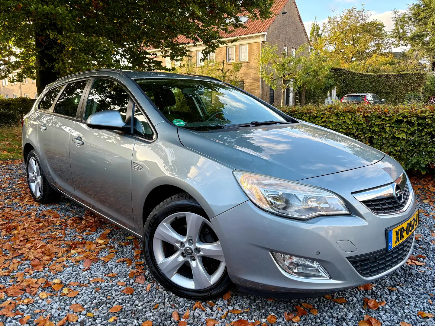Opel Astra 1.4 Turbo Sport/Tourer-140 pk-dealer onderh.-izgst Gris - 2