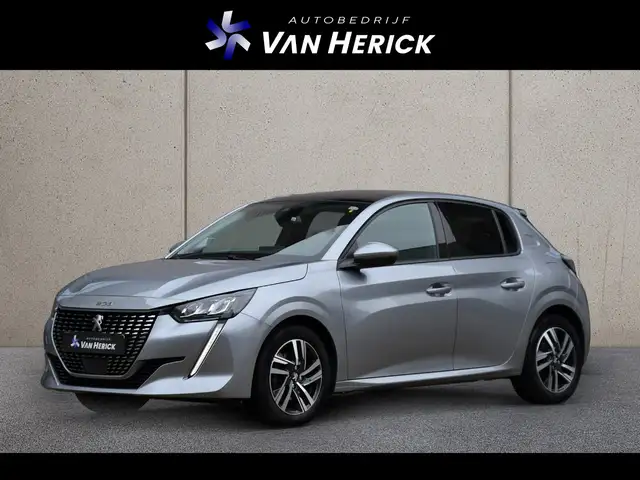 Peugeot 208 1.2 PureTech Allure 100PK | Panoramadak | ACC | St