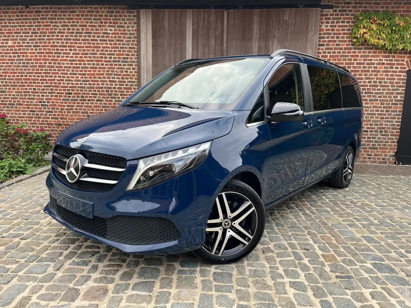 Mercedes-Benz V 250 LichteVracht DubbelCabine 5PL Leder Led Trekhaak Blauw - 1