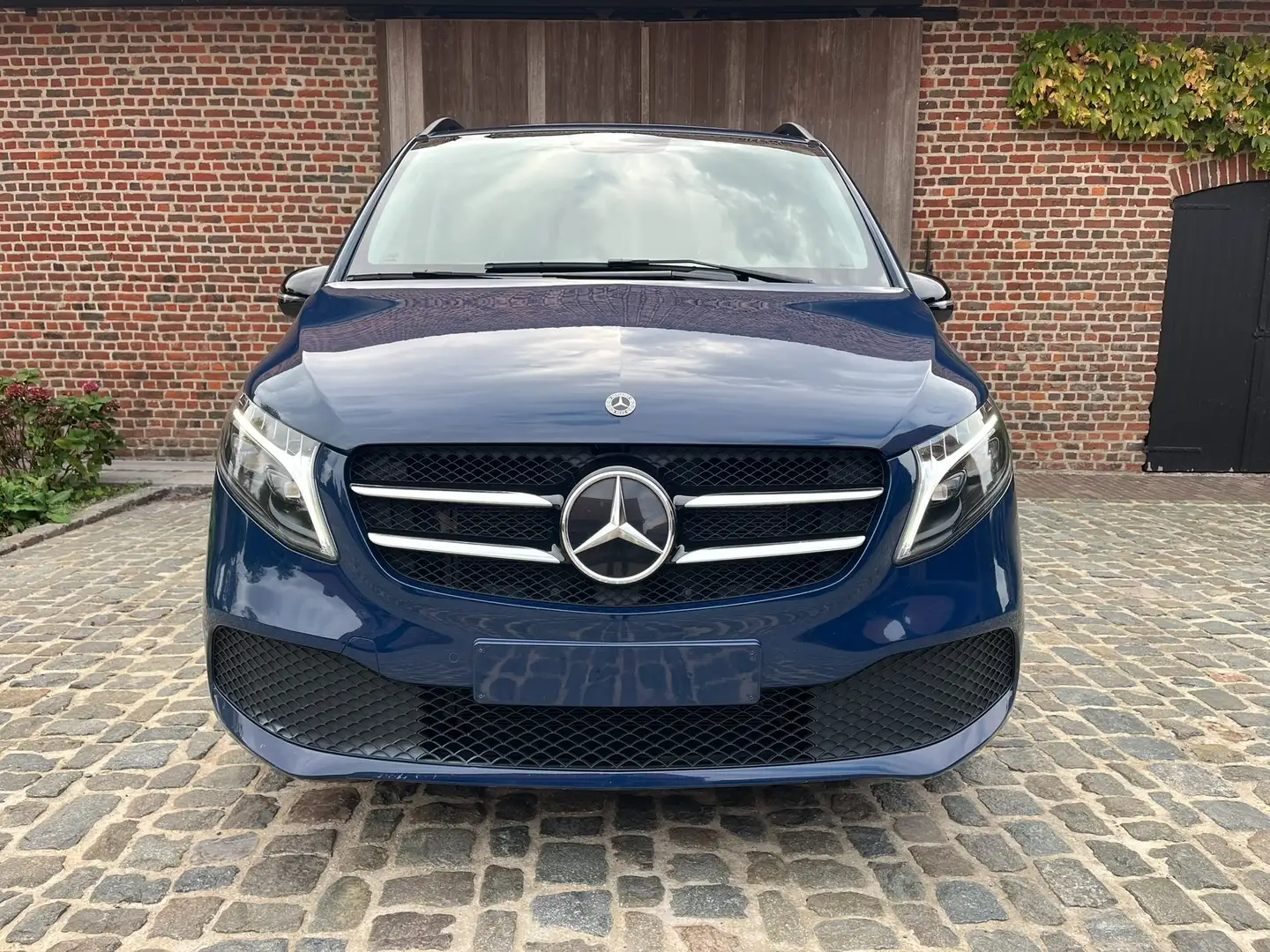 Mercedes-Benz V 250 LichteVracht DubbelCabine 5PL Leder Led Trekhaak Blauw - 2
