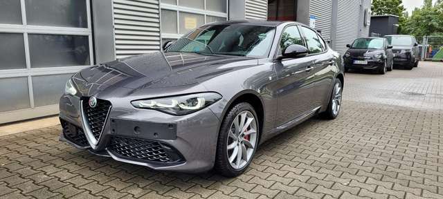 Alfa Romeo Giulia MY23 Ti 2.0 Turbo 16V 206kW (280 PS) Q4