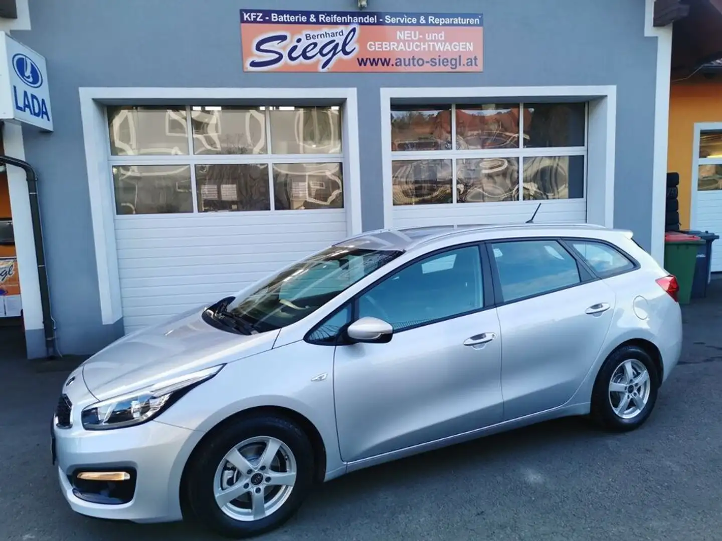 Kia Ceed SW / cee'd SW Ceed Titan SW Komby Zilver - 1