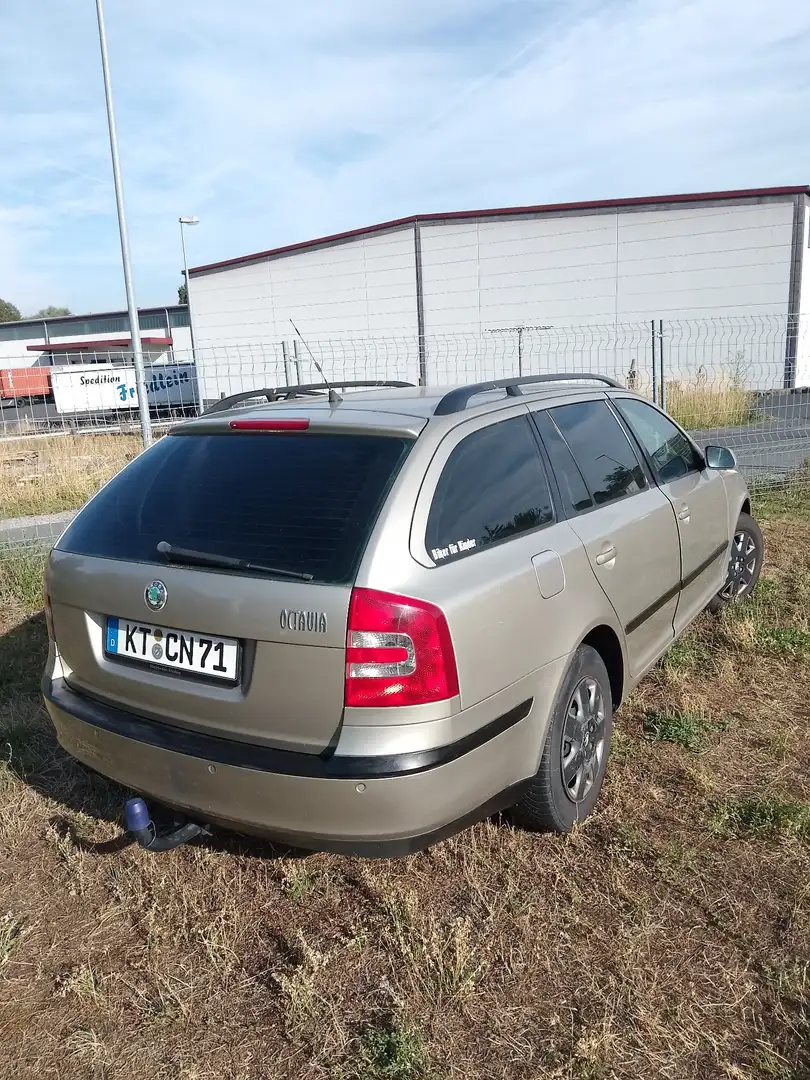 Skoda Octavia Combi - 2