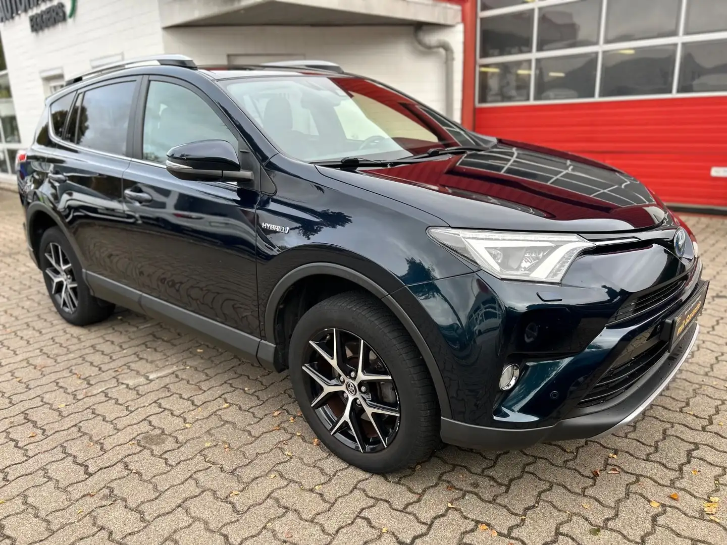 Toyota RAV 4 Hybrid Style Selection/NAVI/SHZ/AHK/TEMP Schwarz - 2