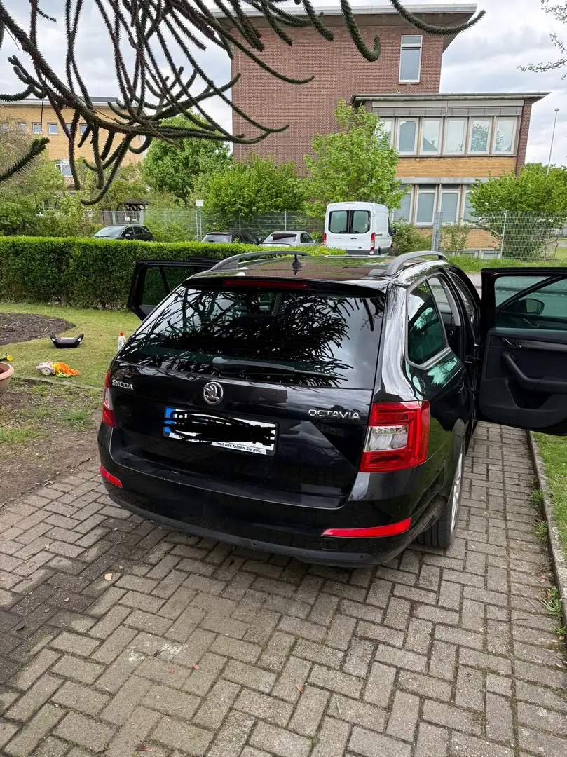 Skoda Octavia 2.0 TDI Ambiente - 2