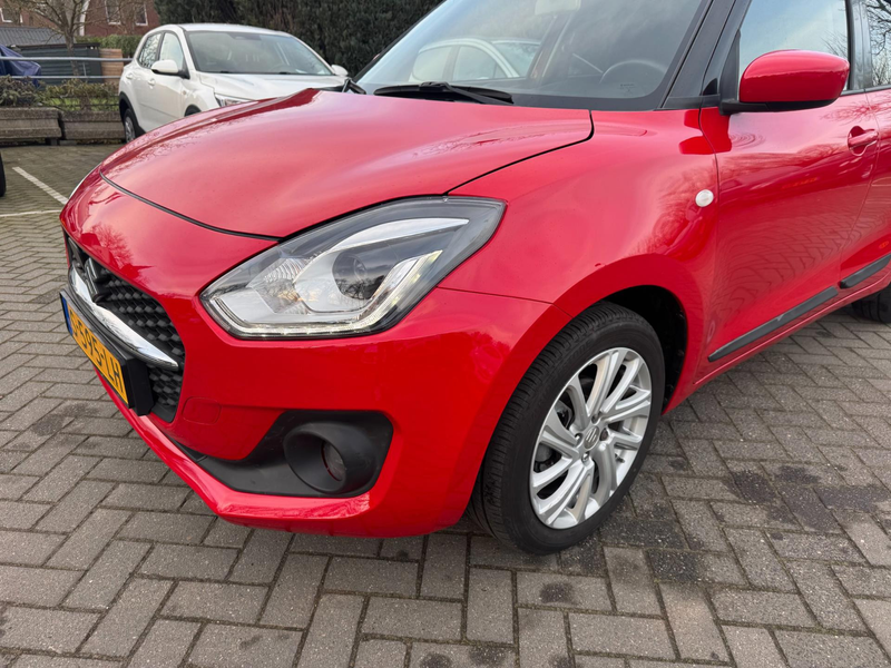Suzuki Swift 1.2 Select Smart Hybrid. Wij zijn altijd de goedko