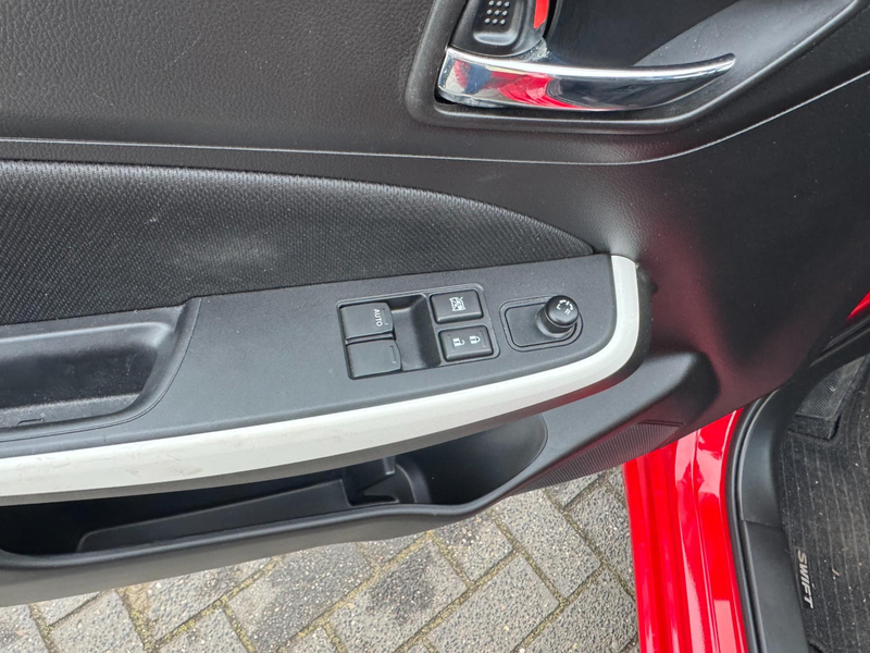 Suzuki Swift 1.2 Select Smart Hybrid. Wij zijn altijd de goedko — photo 7