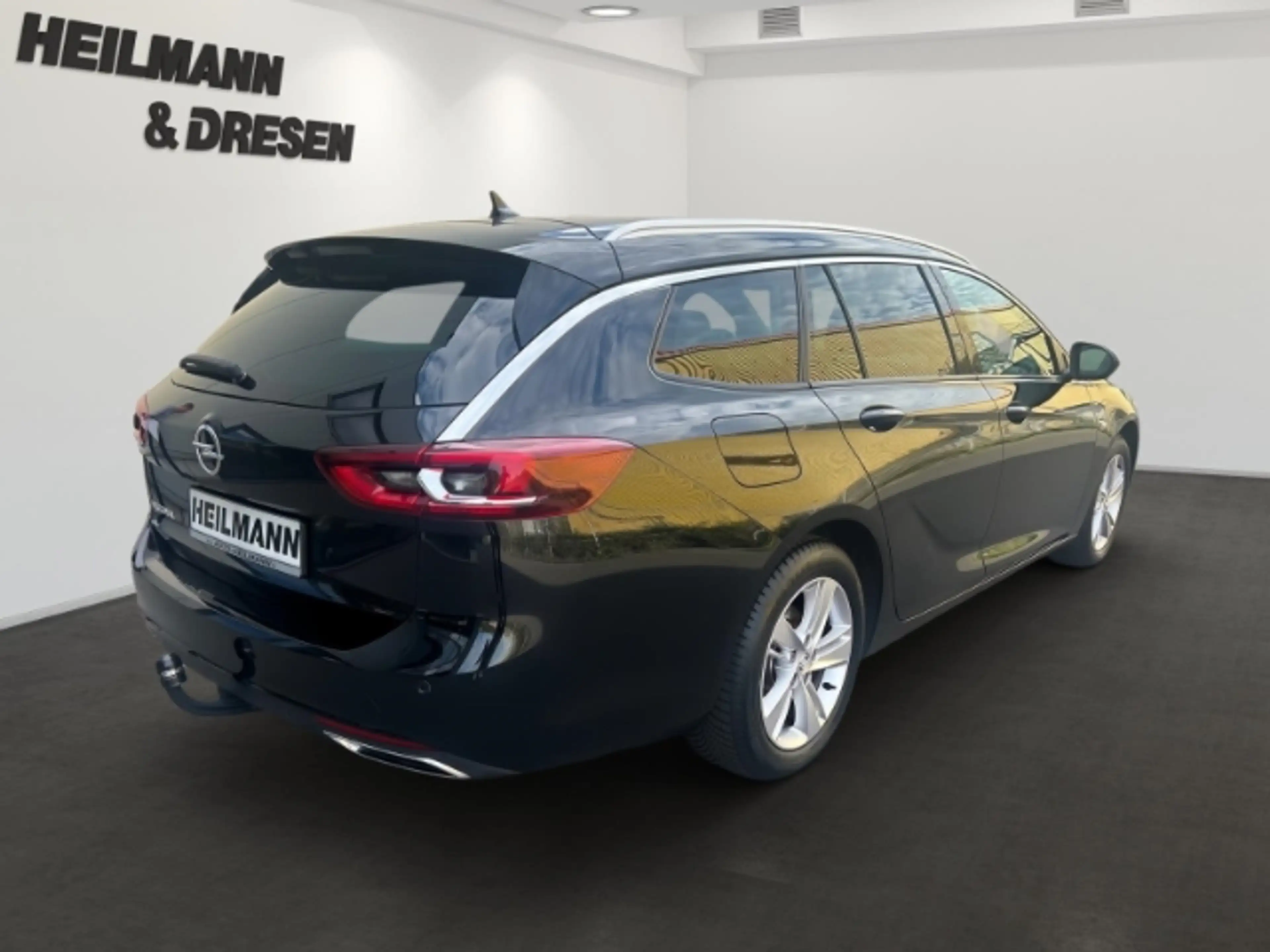 Opel Insignia ST Elegance 2,0 CDTi Automatik/Navi/AHK/Lenkrad/si — photo 3